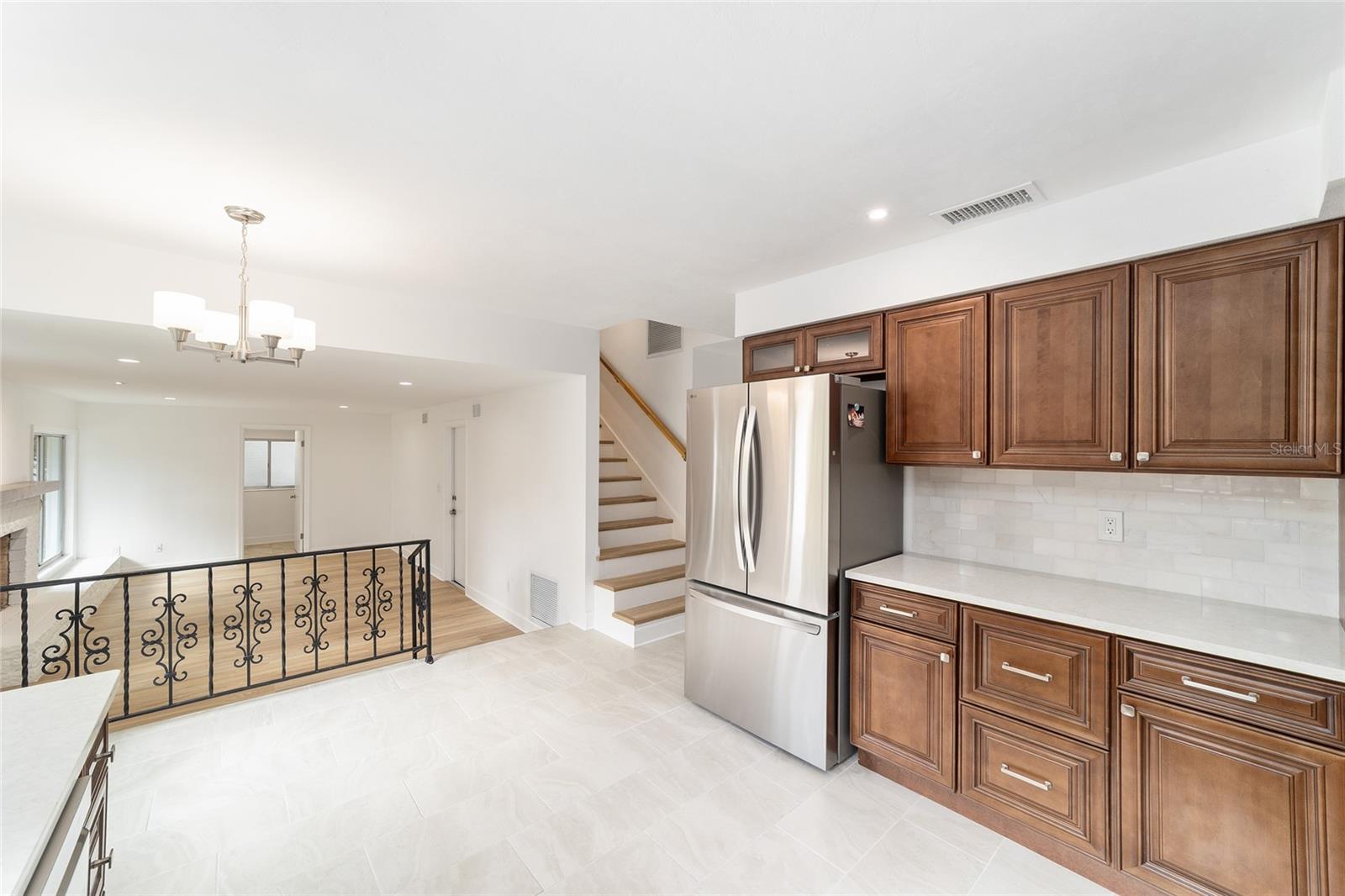 Image 22 of 43 For 4401 13th Avenue