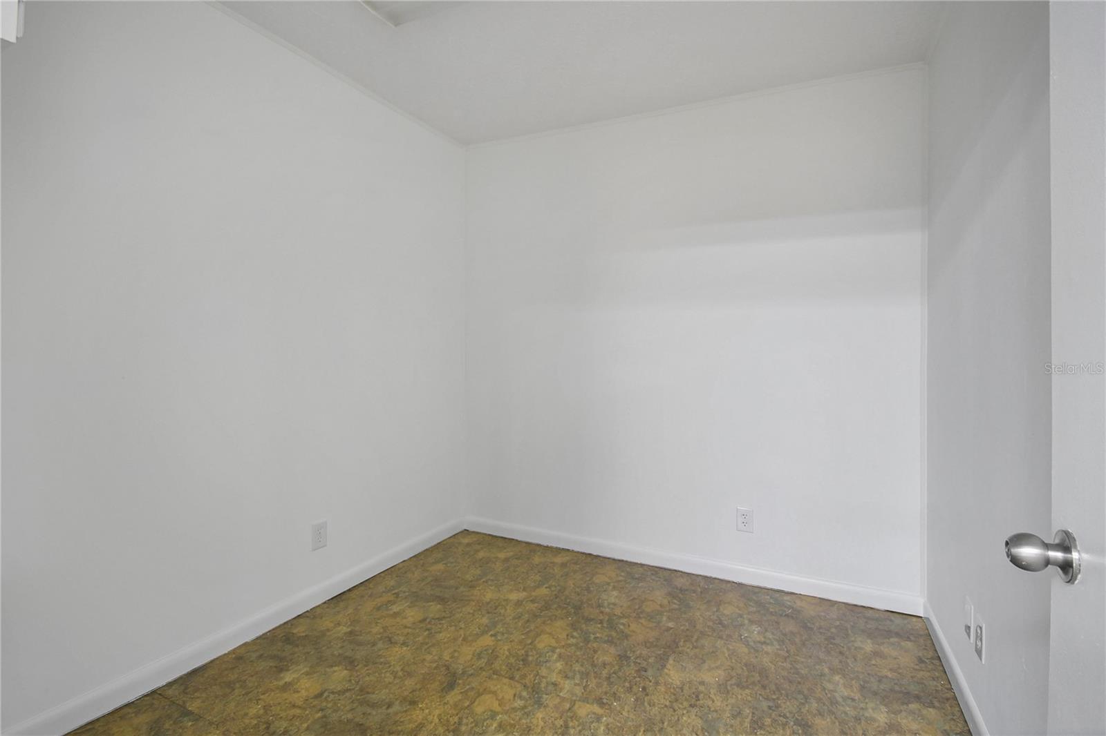 Image 18 of 29 For 1873 Everlee Road