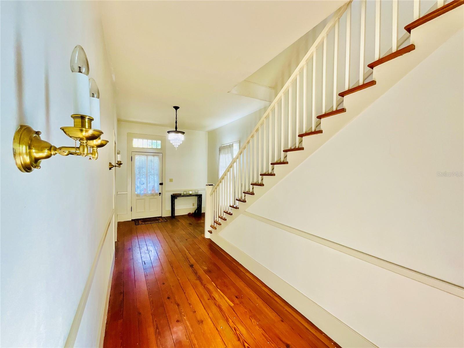 Image 12 of 57 For 5710 Trout Street