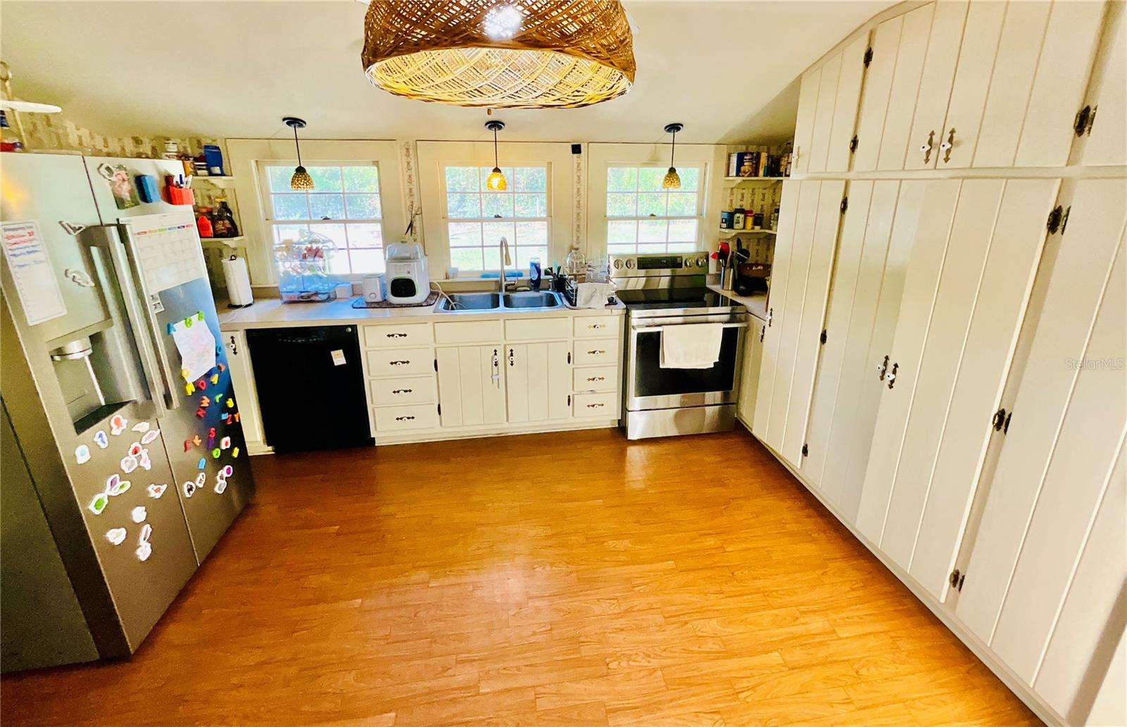 Image 21 of 57 For 5710 Trout Street