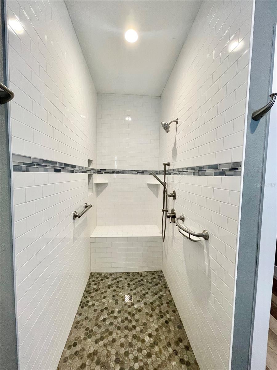 Image 18 of 56 For 10620 10th Terrace