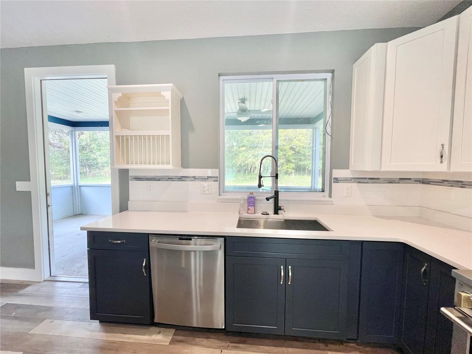 Image 5 of 56 For 10620 10th Terrace