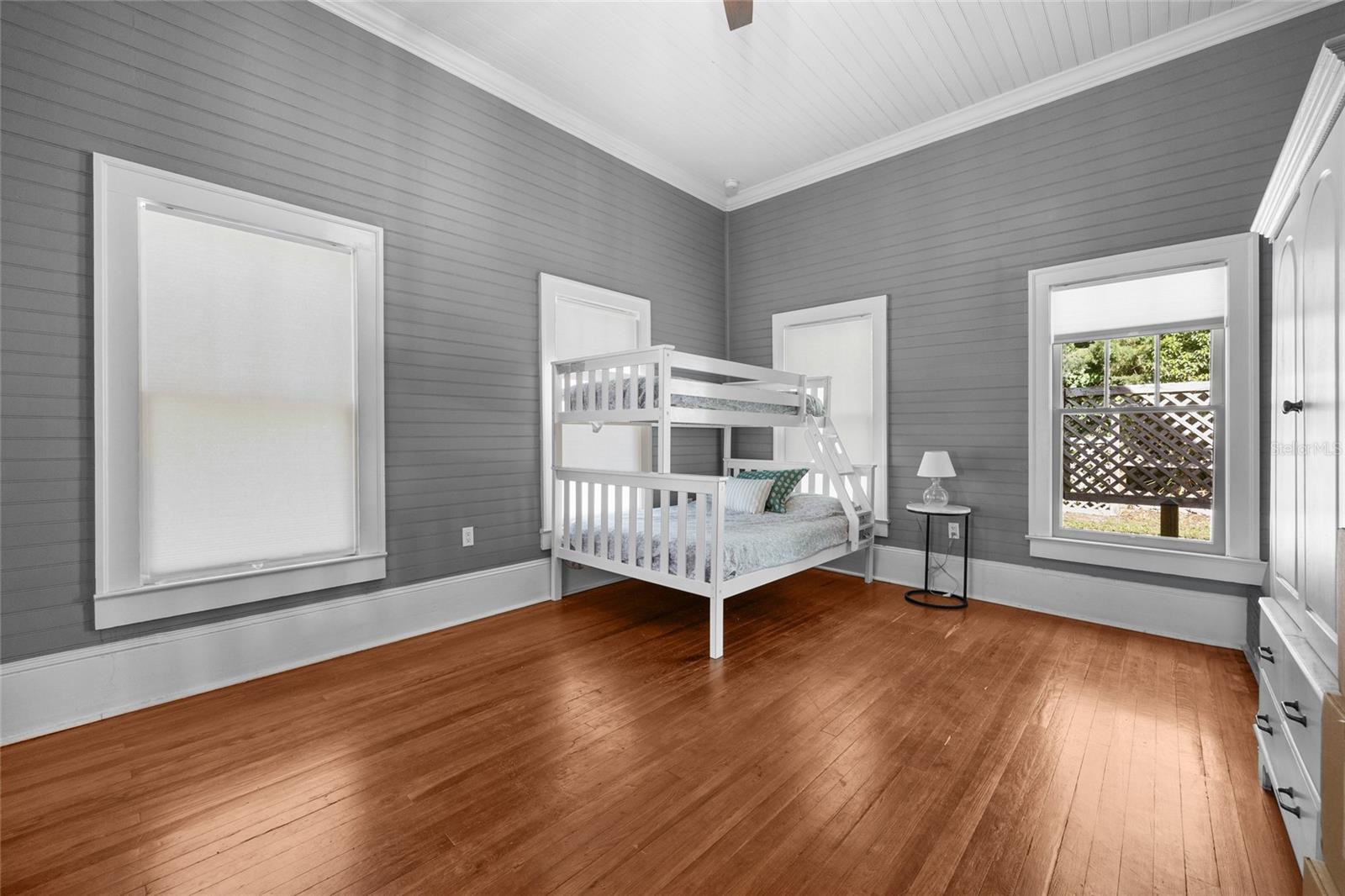 Image 20 of 39 For 18406 High Springs Main Street