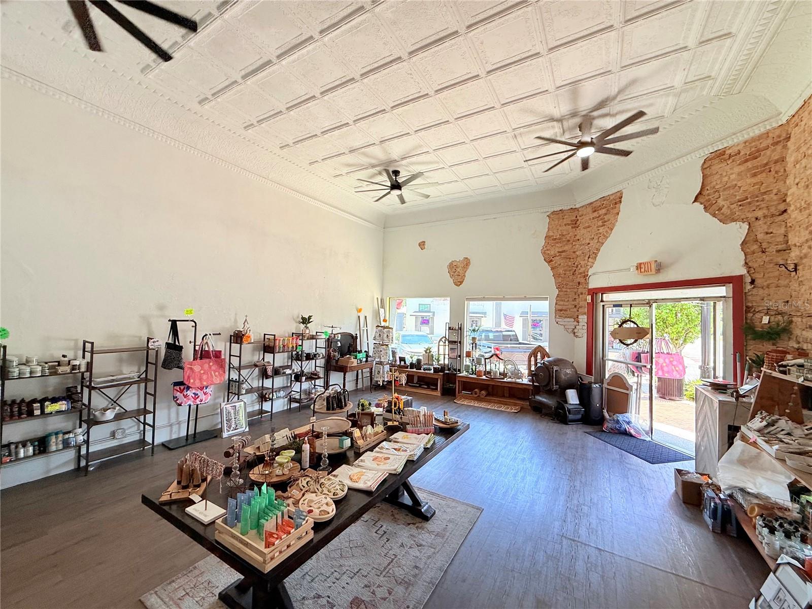 Image 3 of 6 For 14850 Main Street