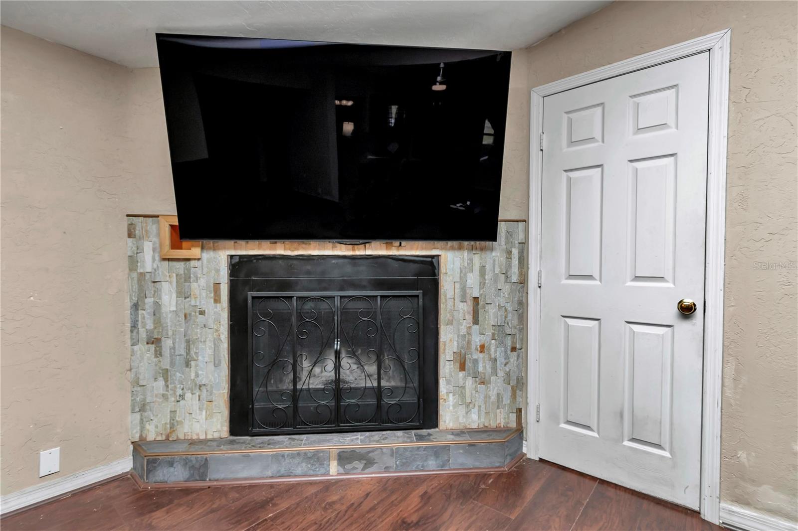 Image 13 of 49 For 14113 201st Terrace