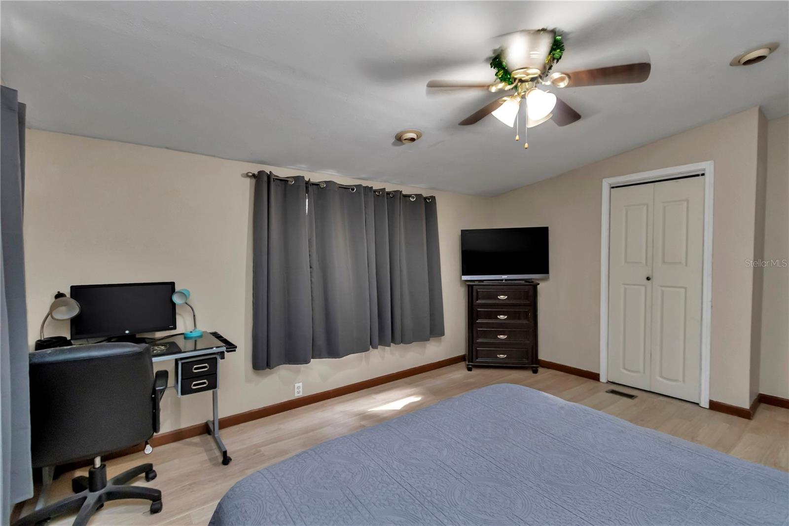 Image 26 of 49 For 14113 201st Terrace