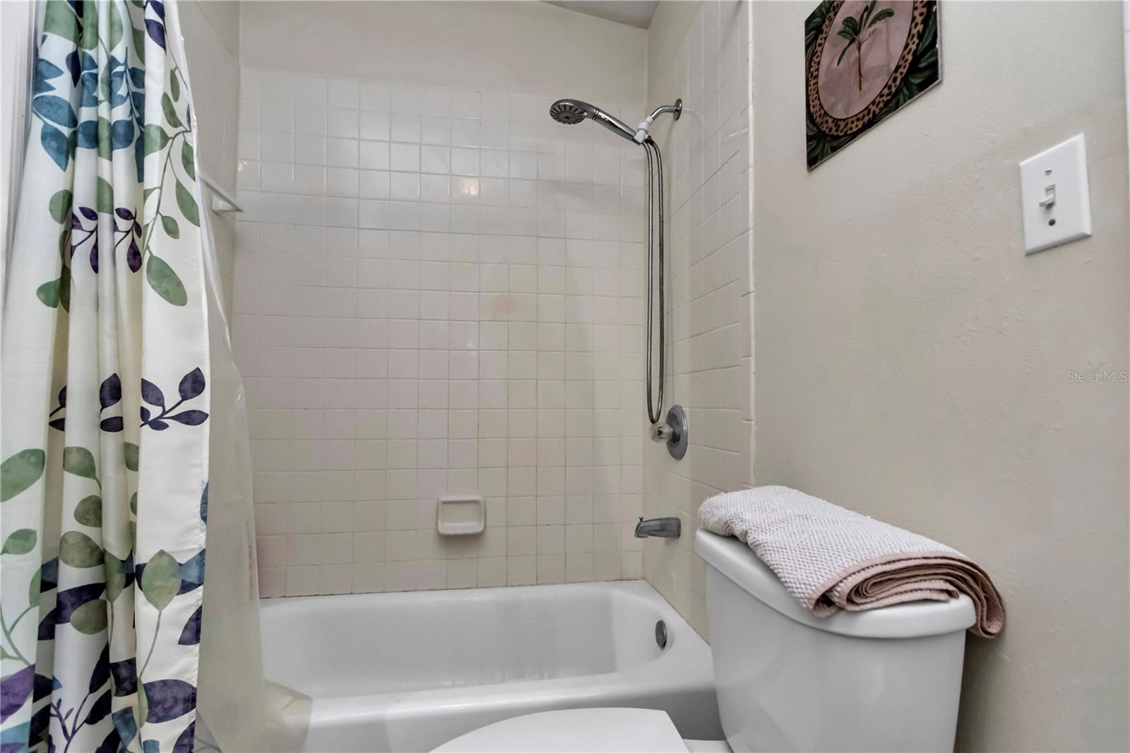 Image 28 of 49 For 14113 201st Terrace