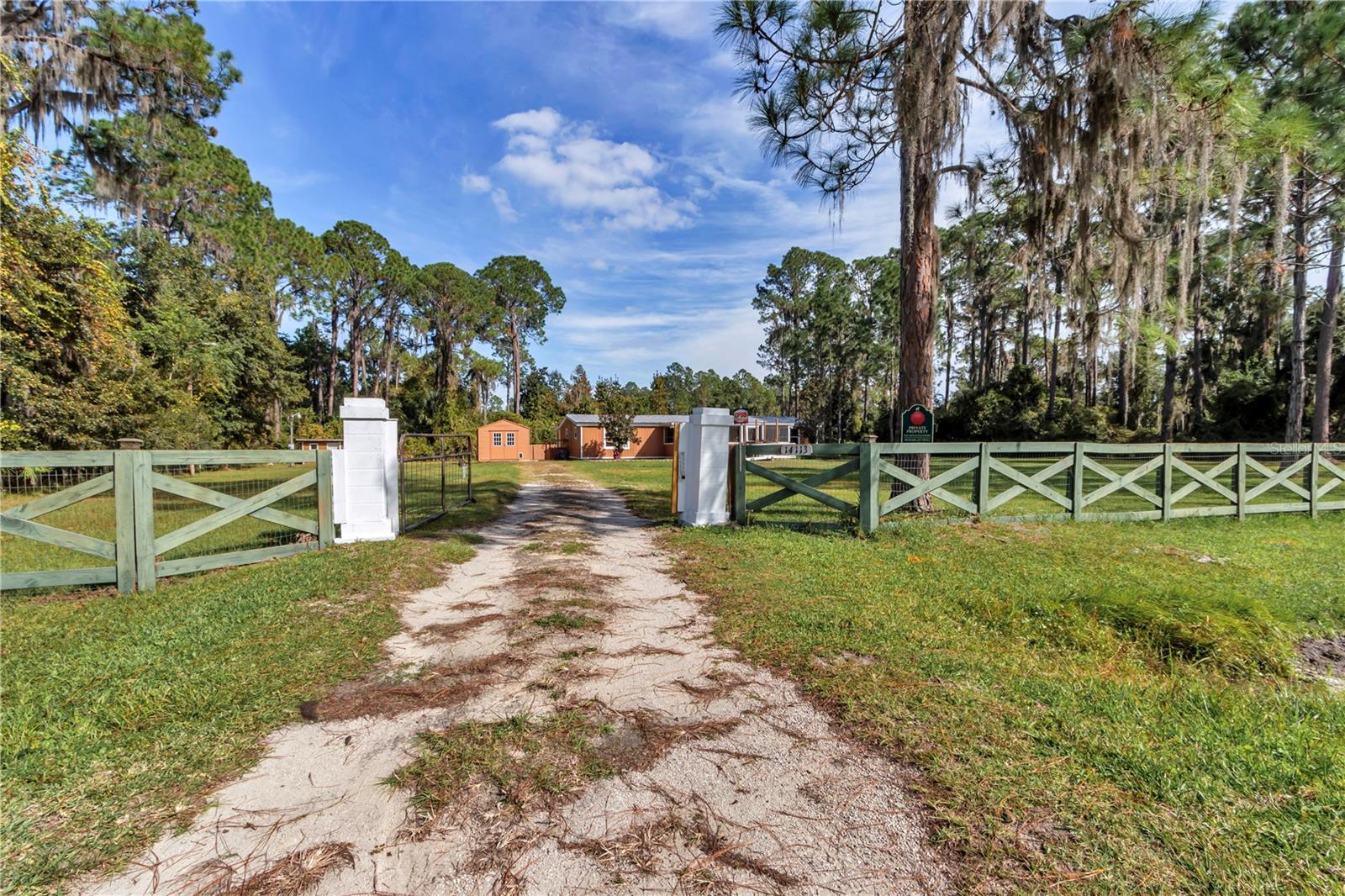 Image 34 of 49 For 14113 201st Terrace