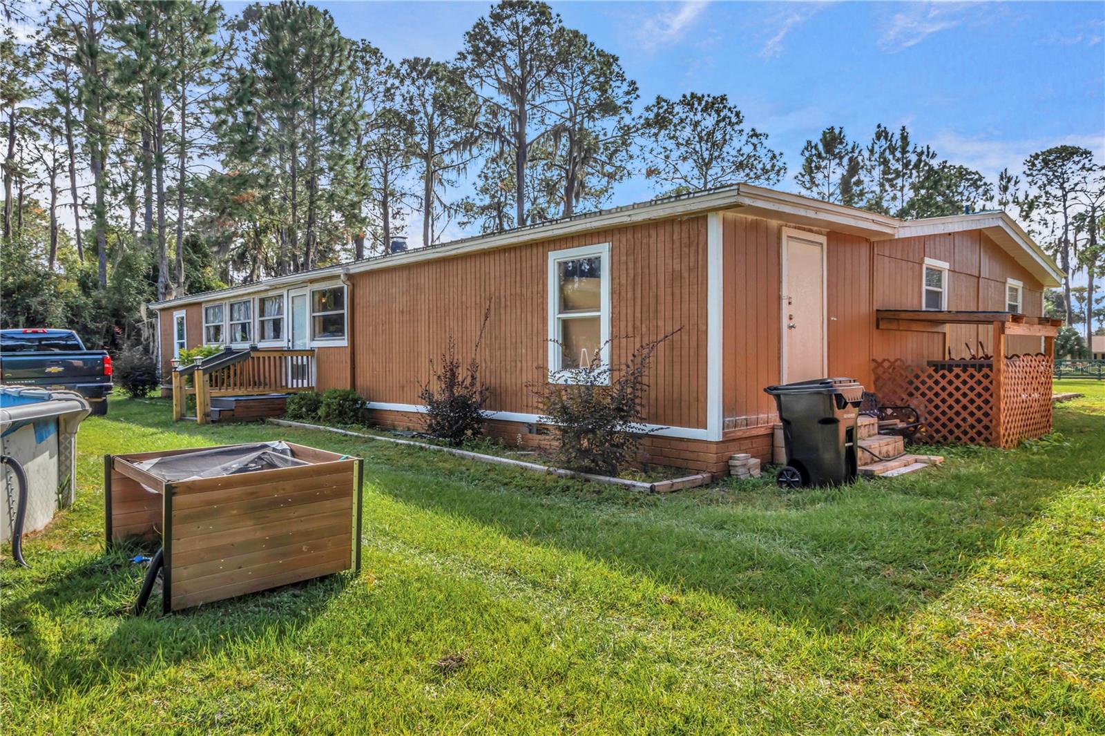 Image 40 of 49 For 14113 201st Terrace