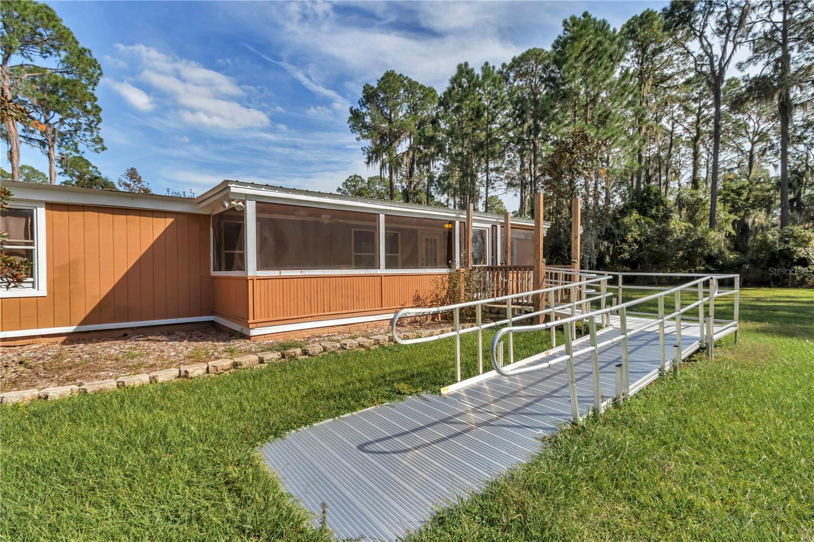 Image 6 of 49 For 14113 201st Terrace