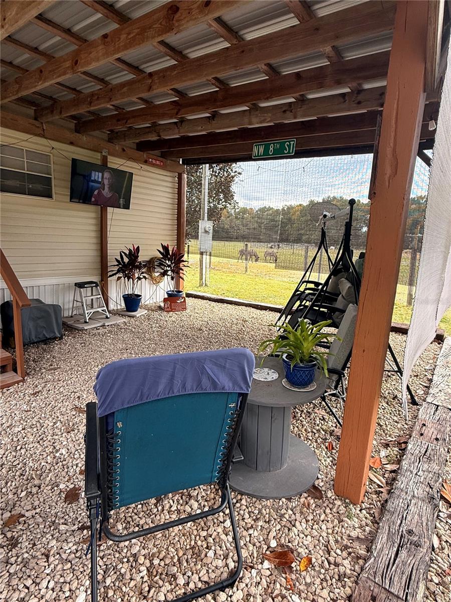 Image 33 of 57 For 760 Barney Street