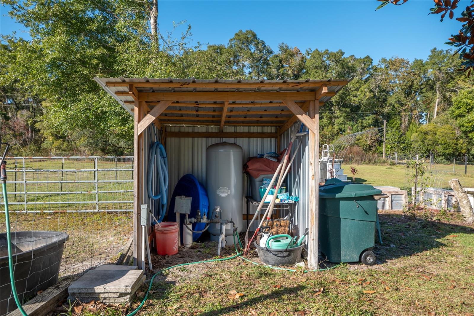 Image 37 of 57 For 760 Barney Street