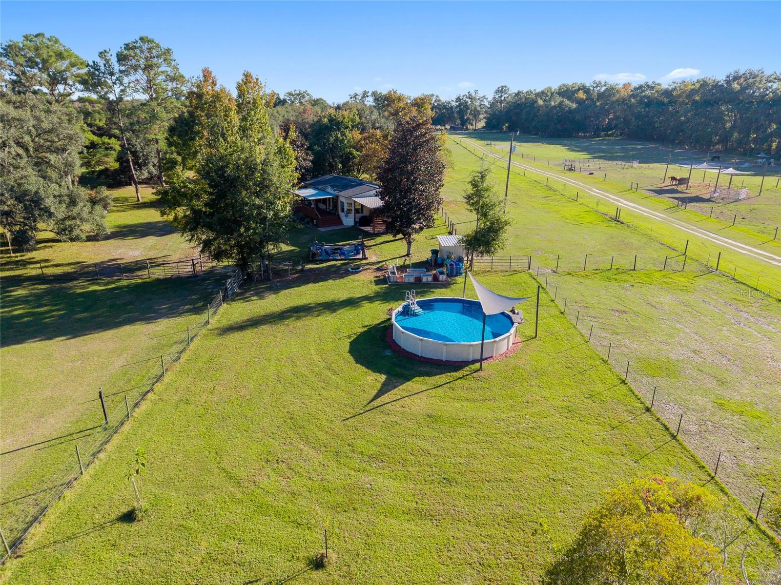 Image 52 of 57 For 760 Barney Street