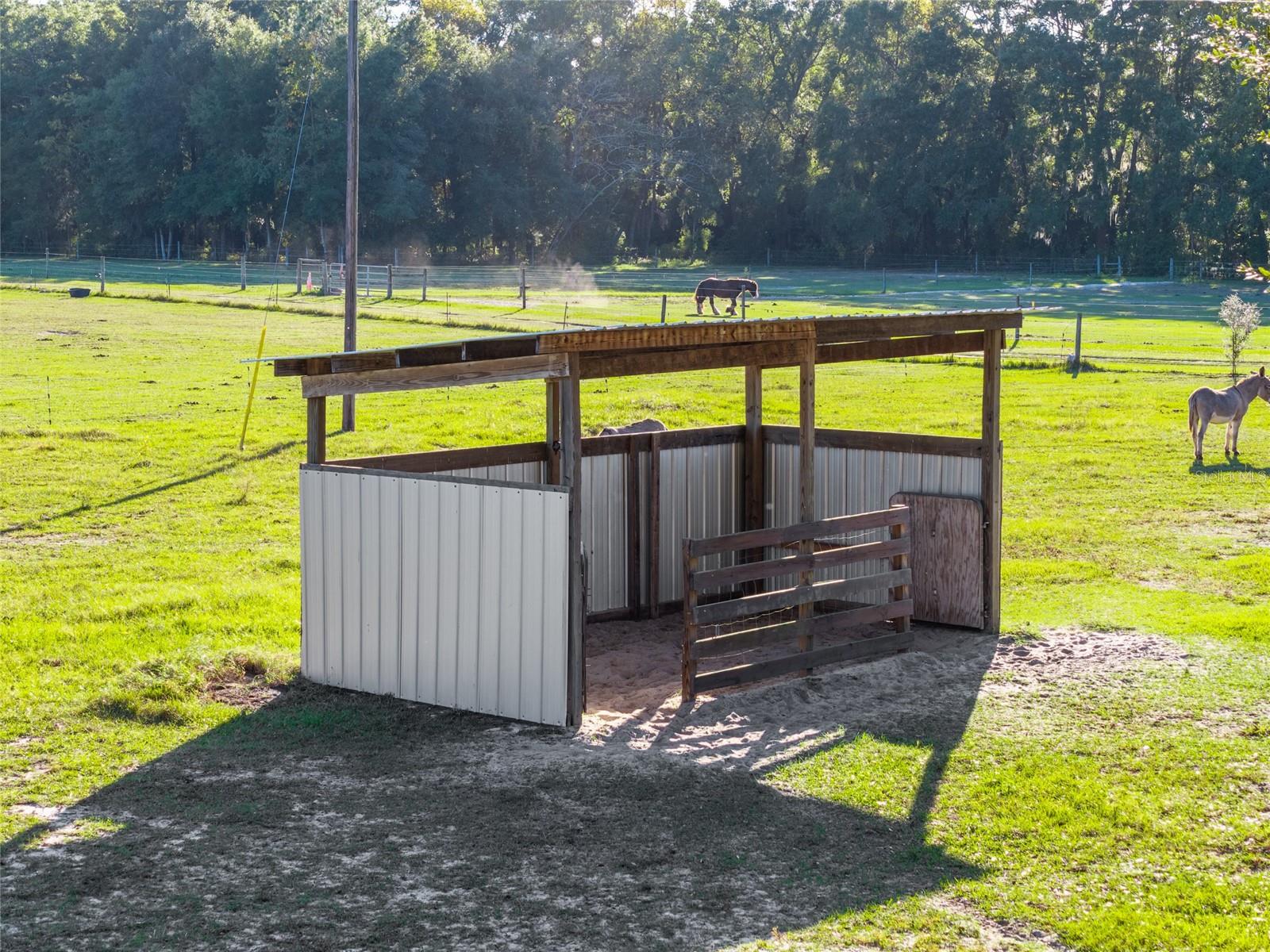 Image 53 of 57 For 760 Barney Street