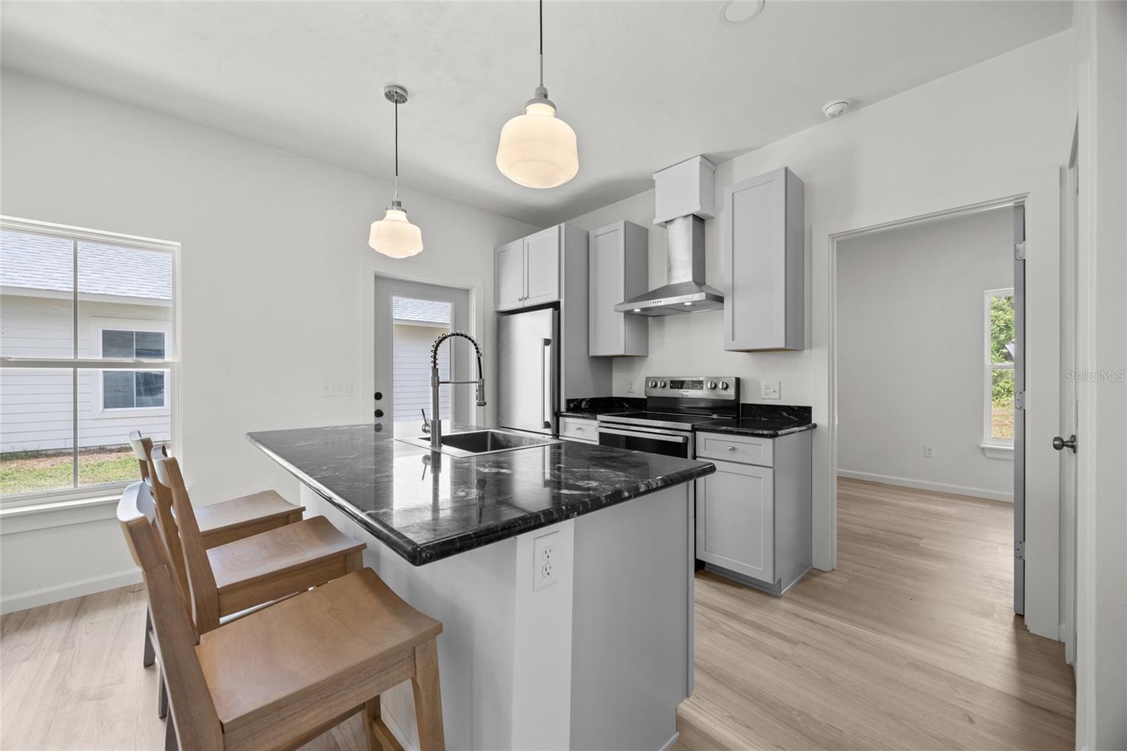 Image 10 of 25 For 26528 2nd Avenue