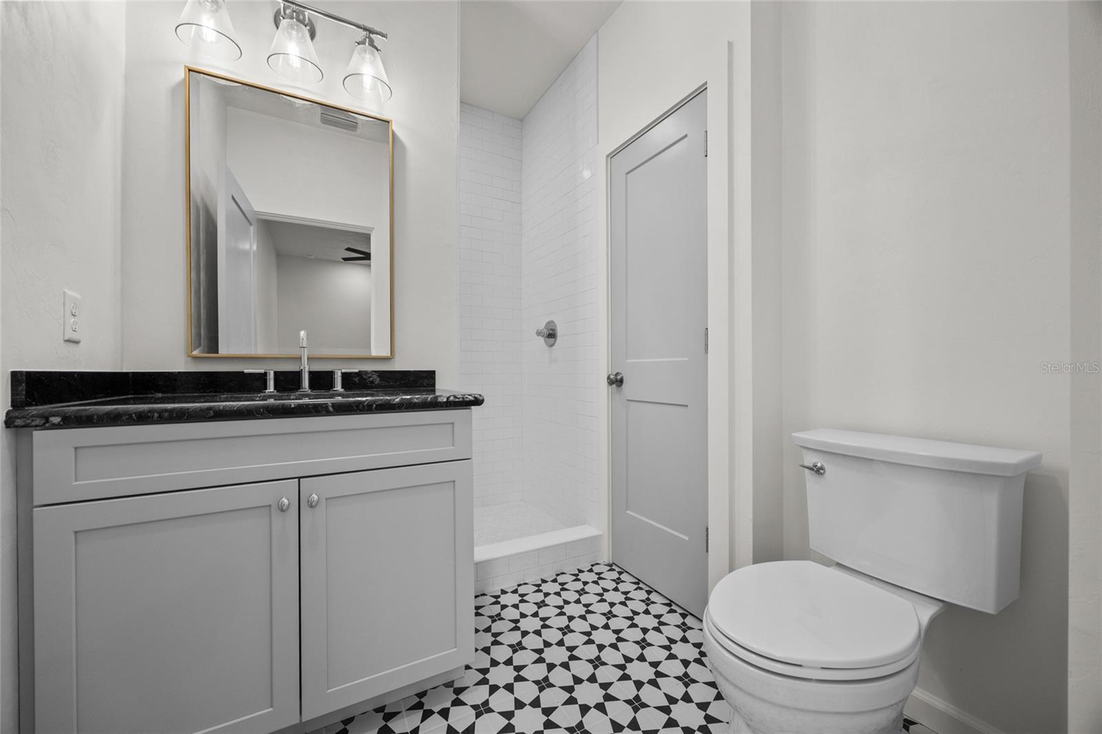 Image 14 of 25 For 26528 2nd Avenue