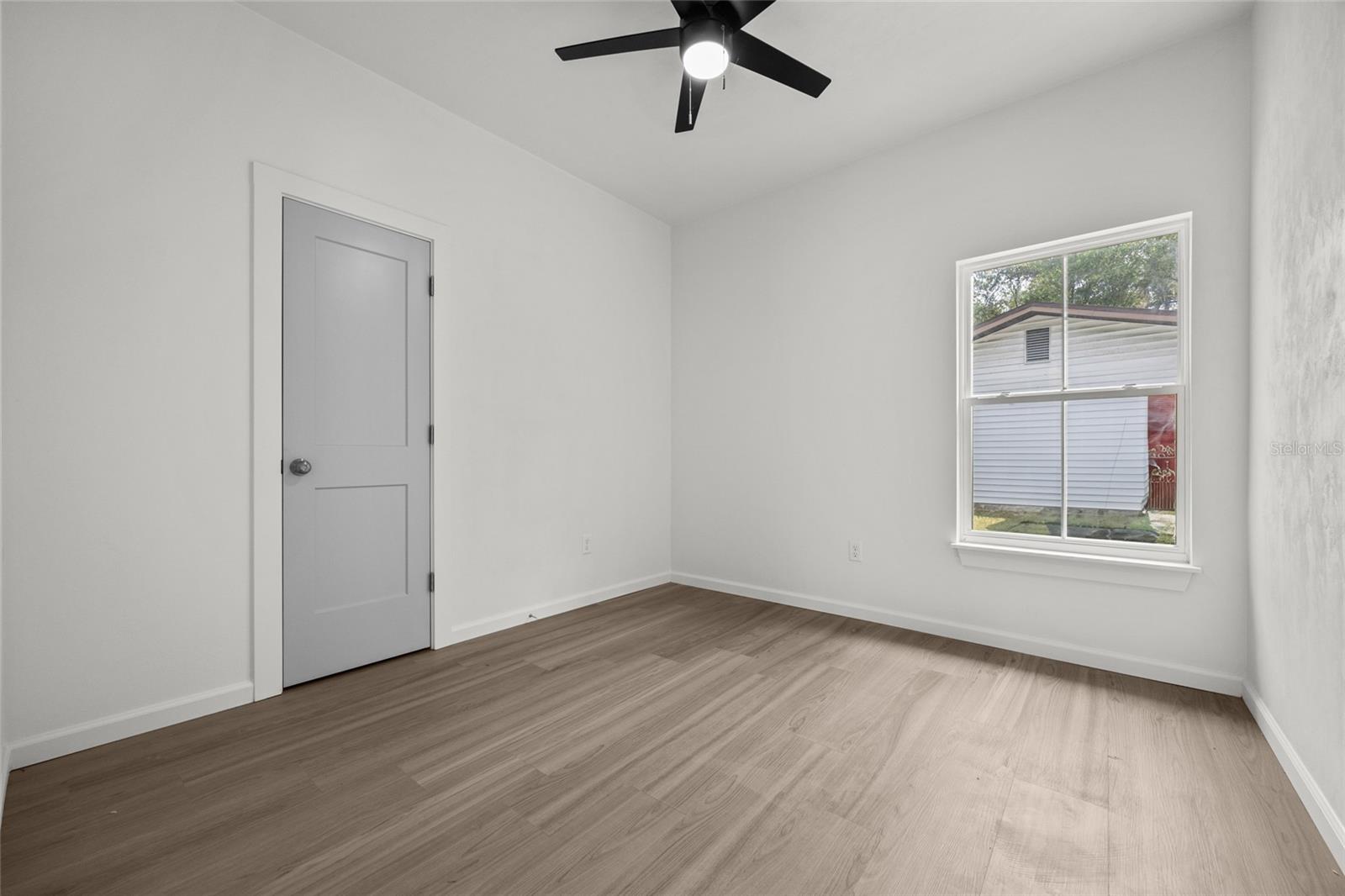 Image 16 of 25 For 26528 2nd Avenue