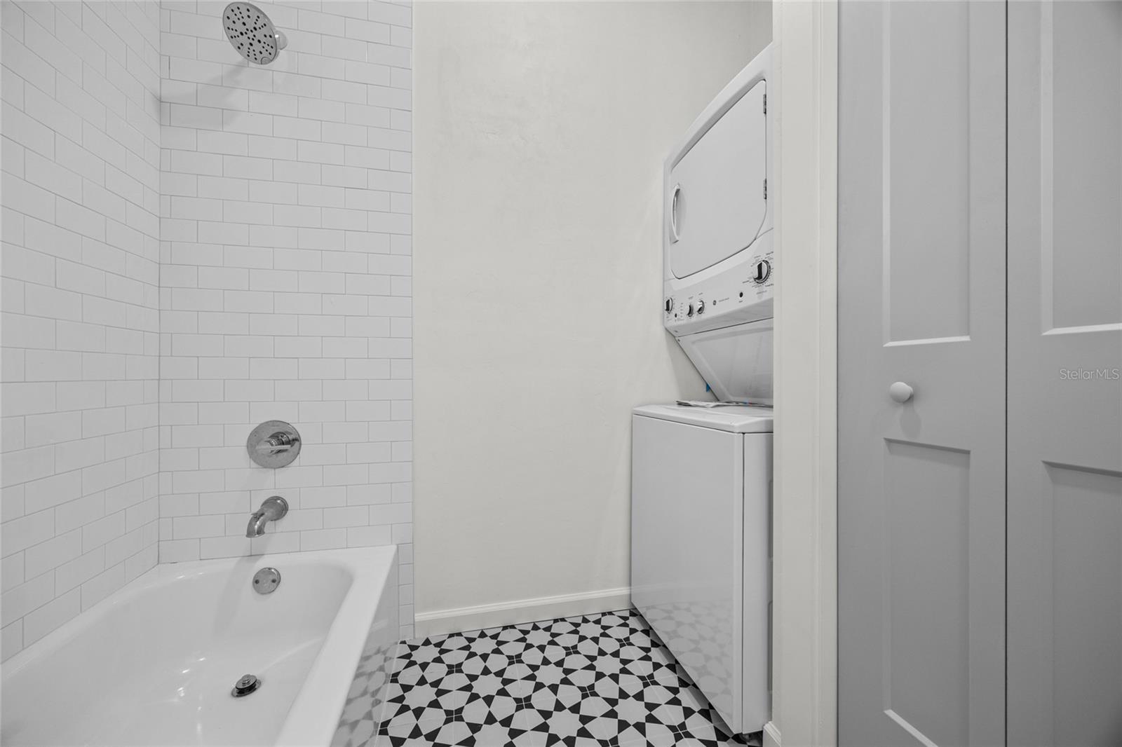 Image 19 of 25 For 26528 2nd Avenue