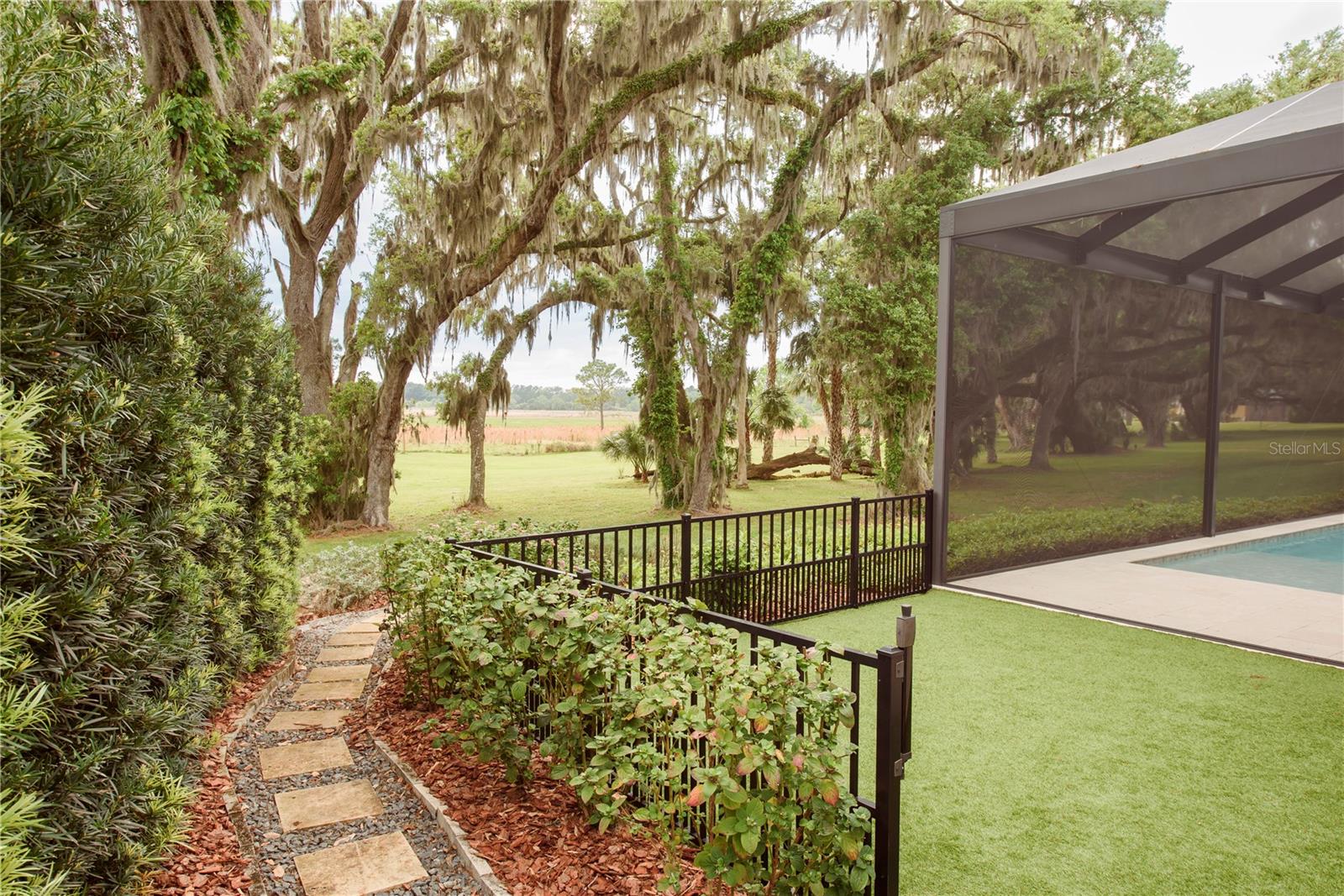 Image 57 of 100 For 3841 69th Avenue