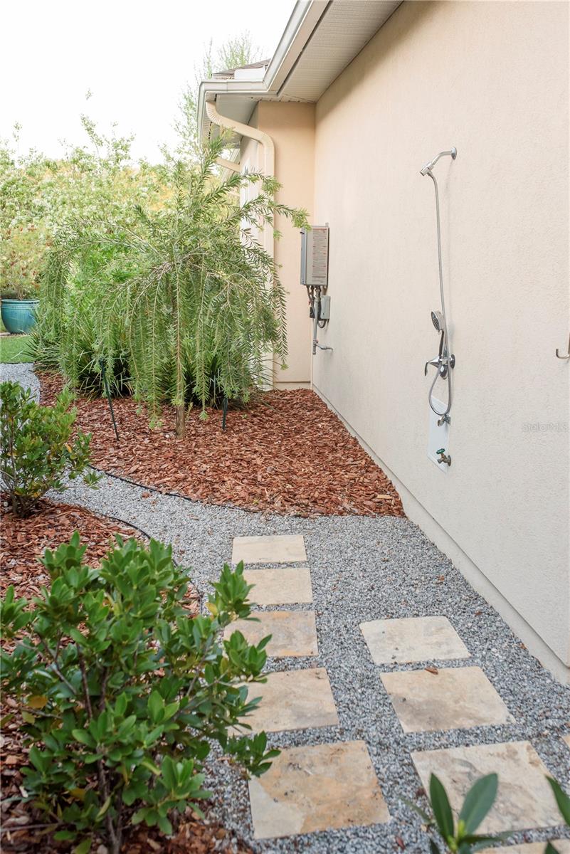 Image 82 of 100 For 3841 69th Avenue