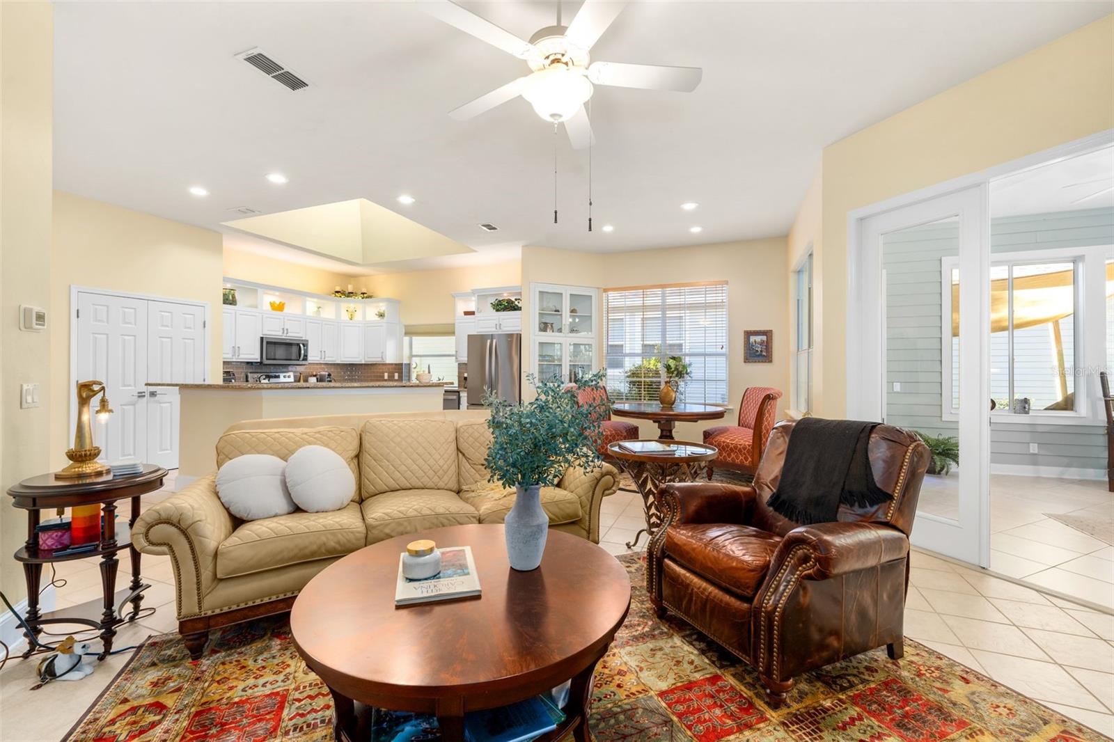 Image 13 of 41 For 10232 52nd Avenue