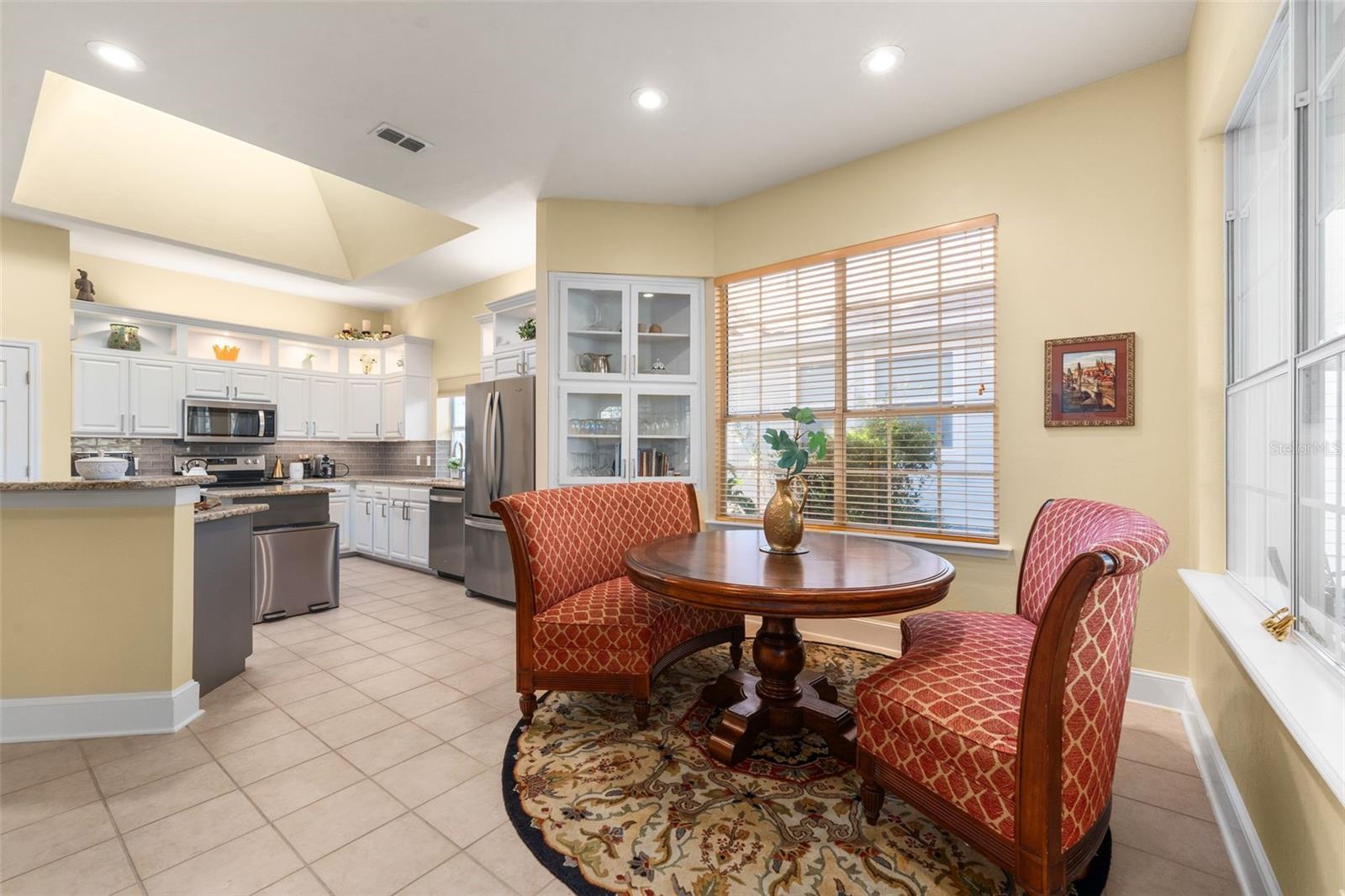 Image 15 of 41 For 10232 52nd Avenue