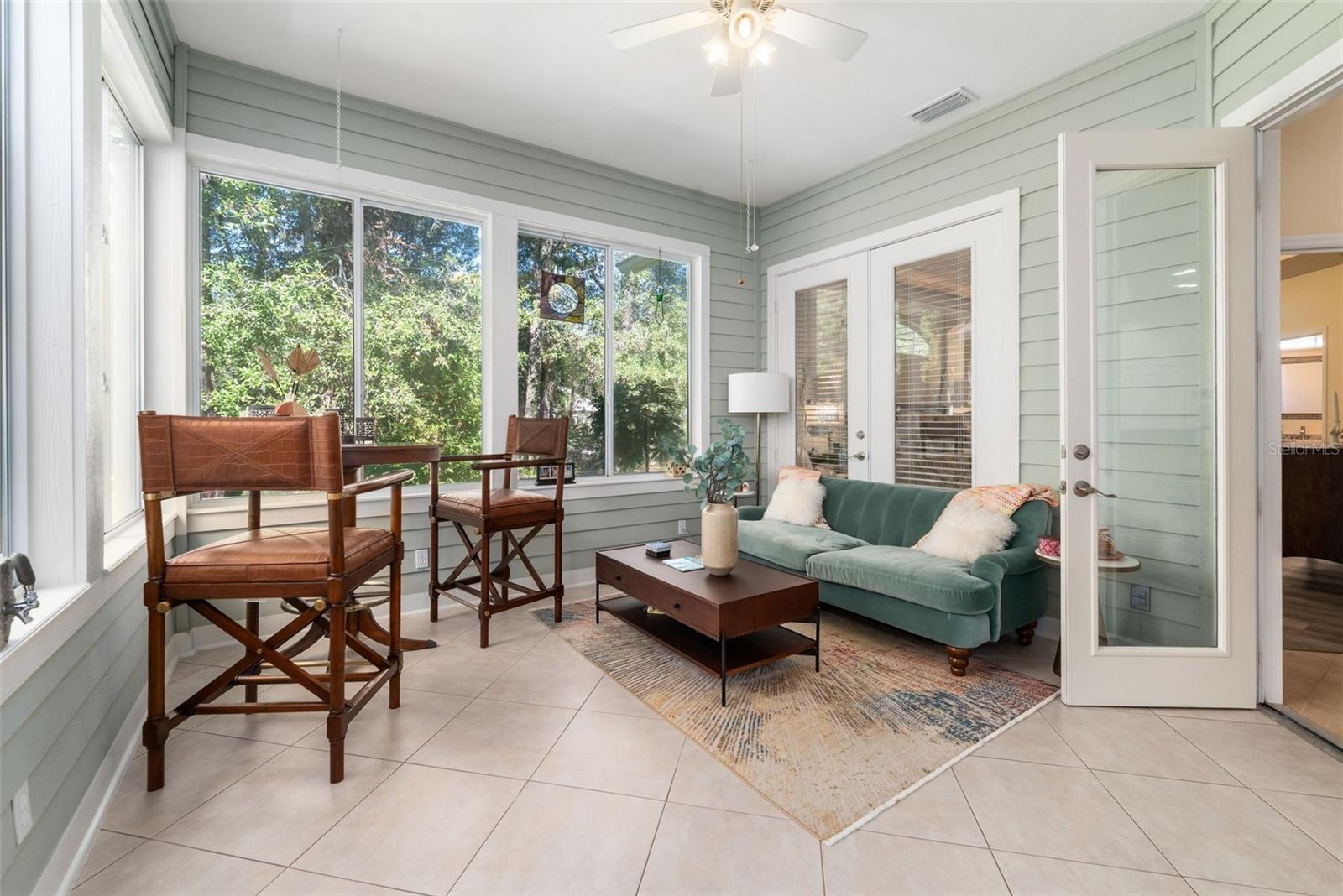 Image 22 of 41 For 10232 52nd Avenue