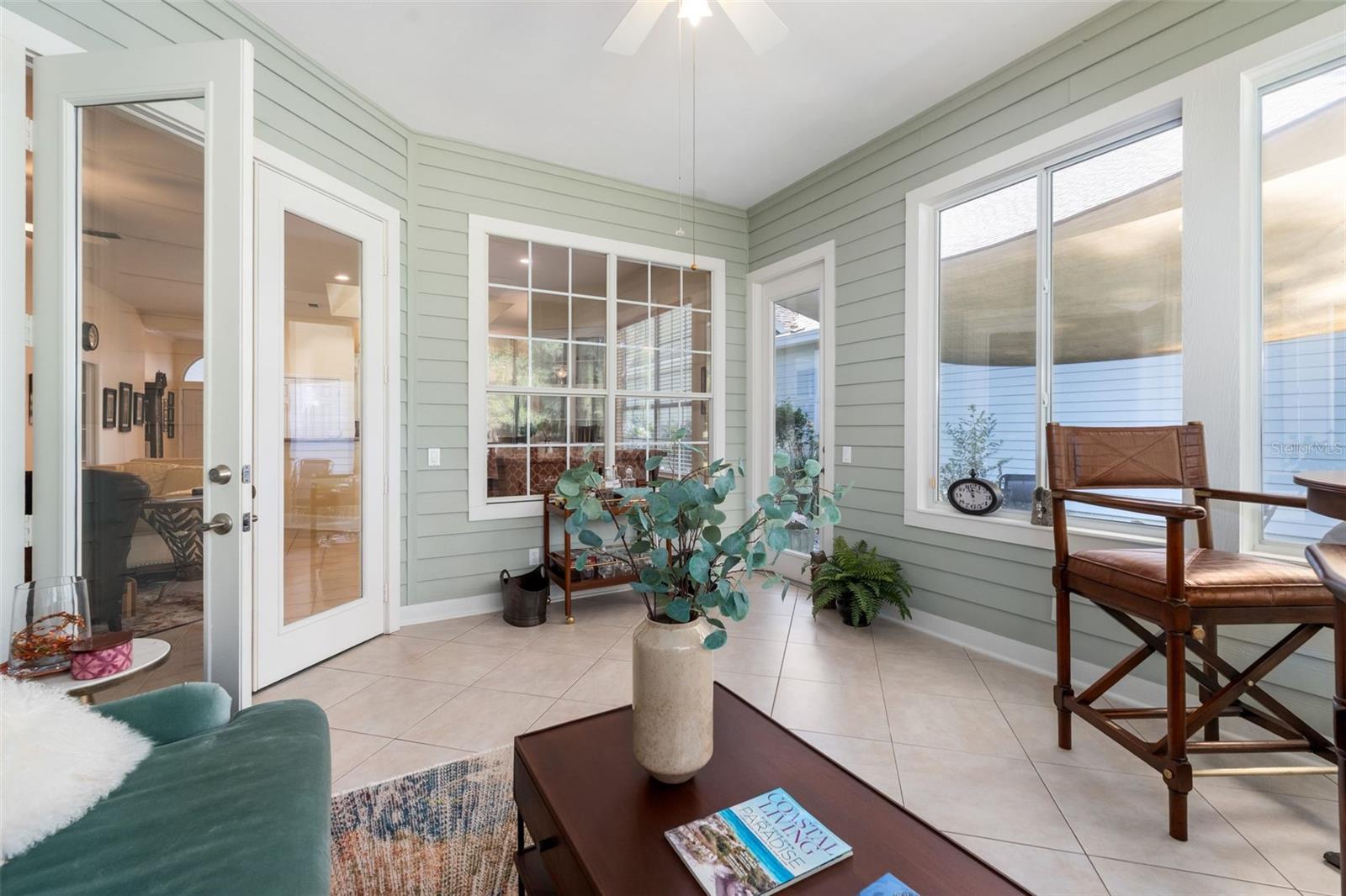 Image 23 of 41 For 10232 52nd Avenue