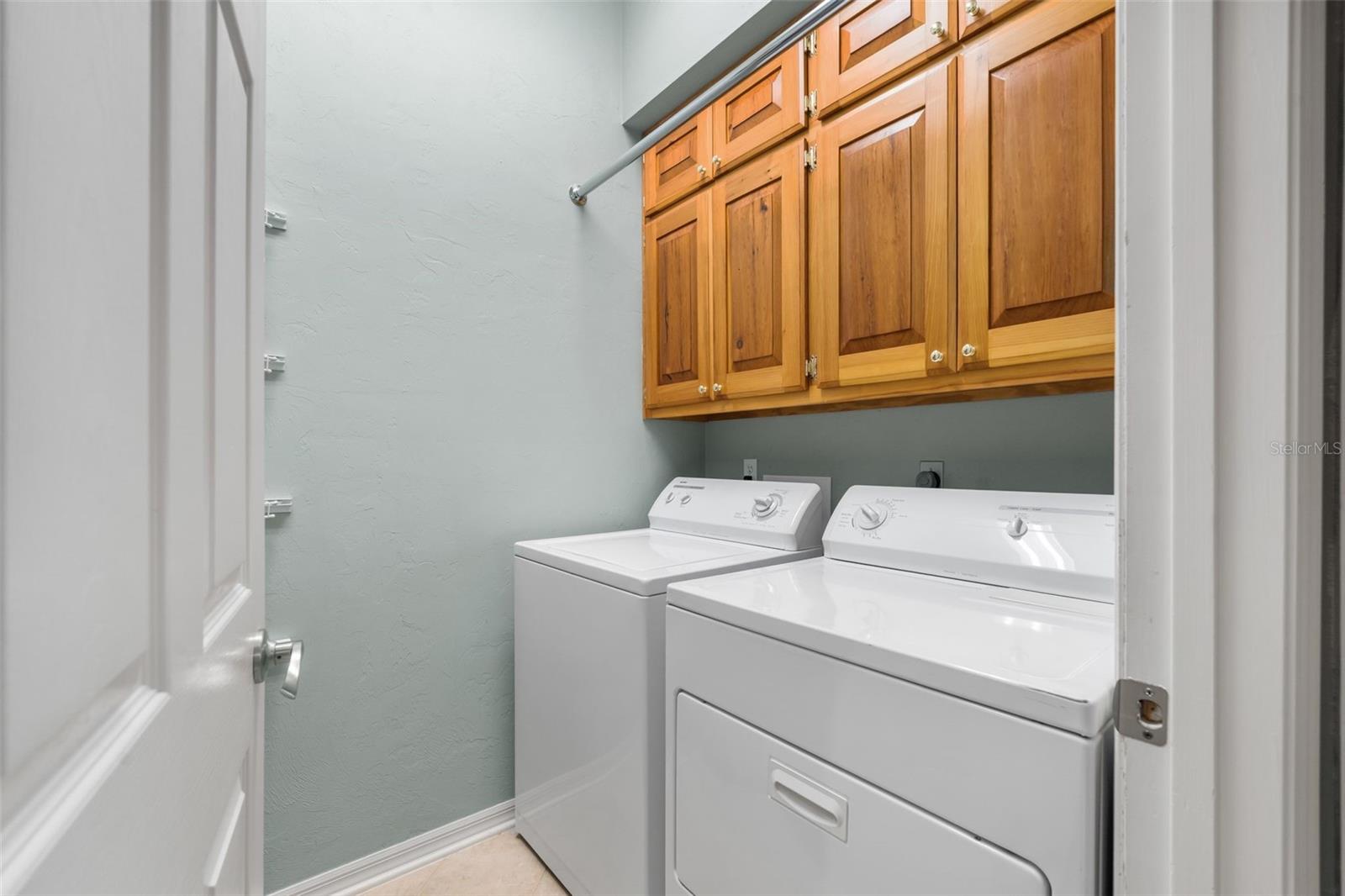 Image 29 of 41 For 10232 52nd Avenue