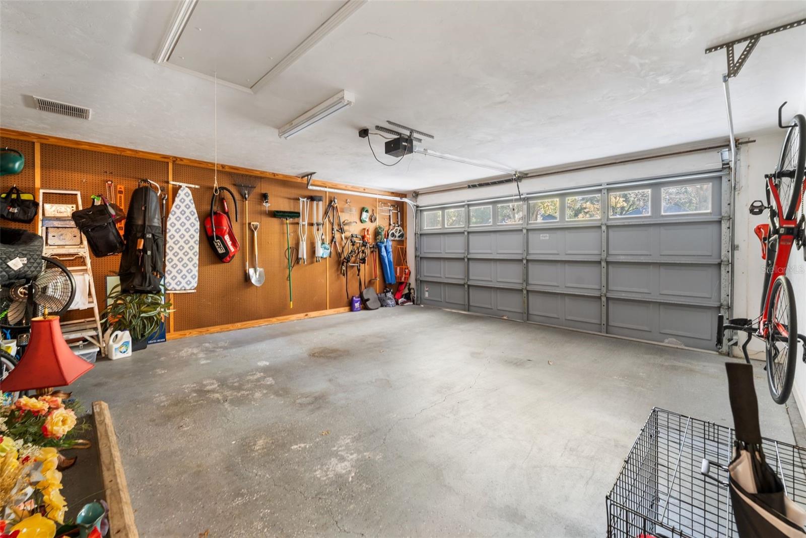 Image 30 of 41 For 10232 52nd Avenue