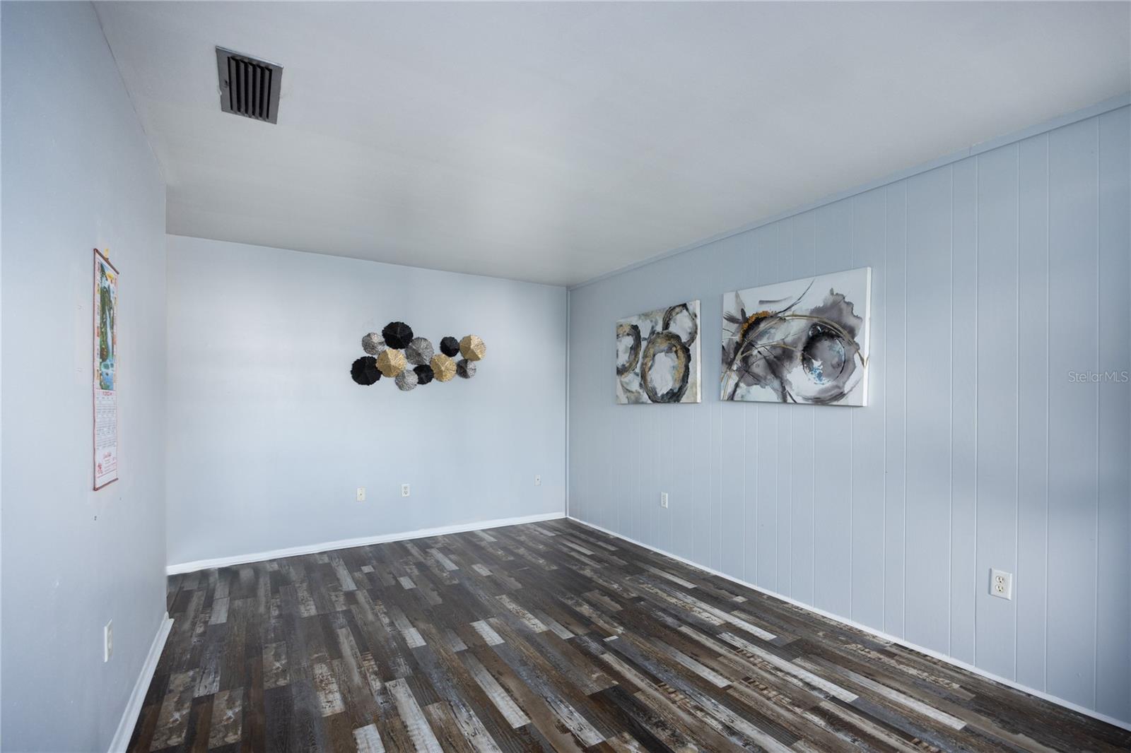 Image 4 of 11 For 501 15th Avenue 12