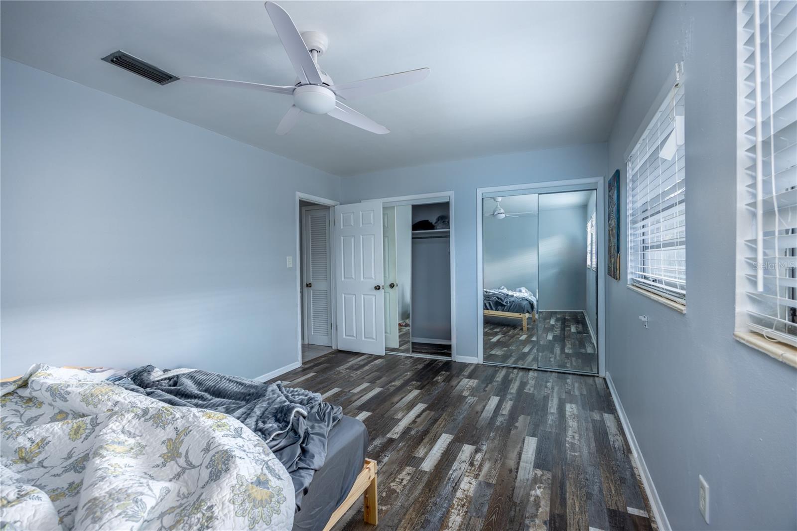 Image 7 of 11 For 501 15th Avenue 12