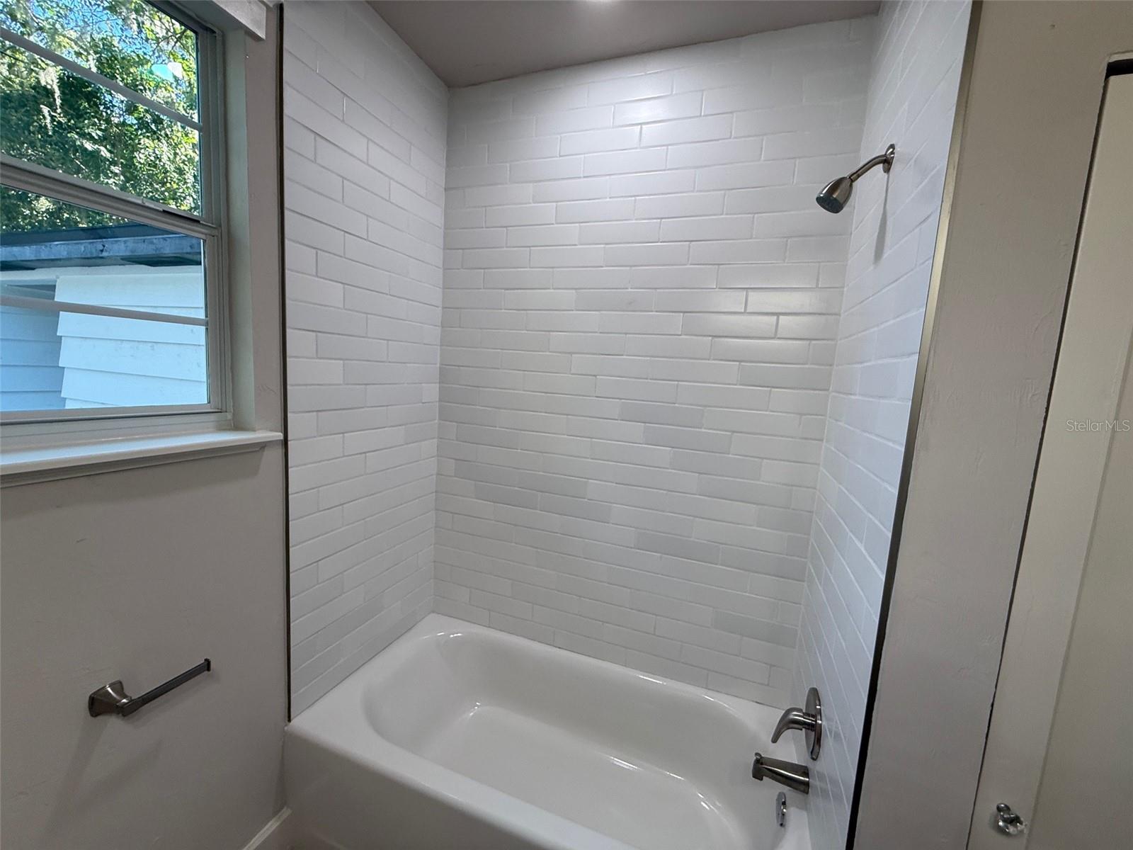 Image 21 of 36 For 1217 4th Street