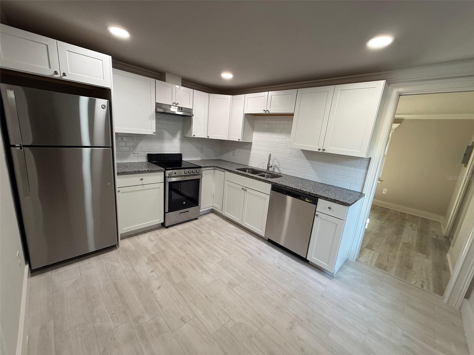 Image 29 of 36 For 1217 4th Street