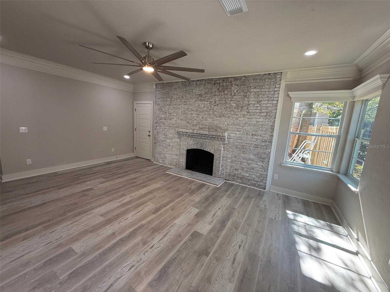 Image 6 of 36 For 1217 4th Street