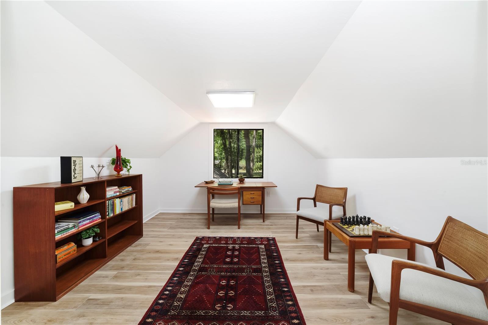 Image 21 of 53 For 5629 97th Street