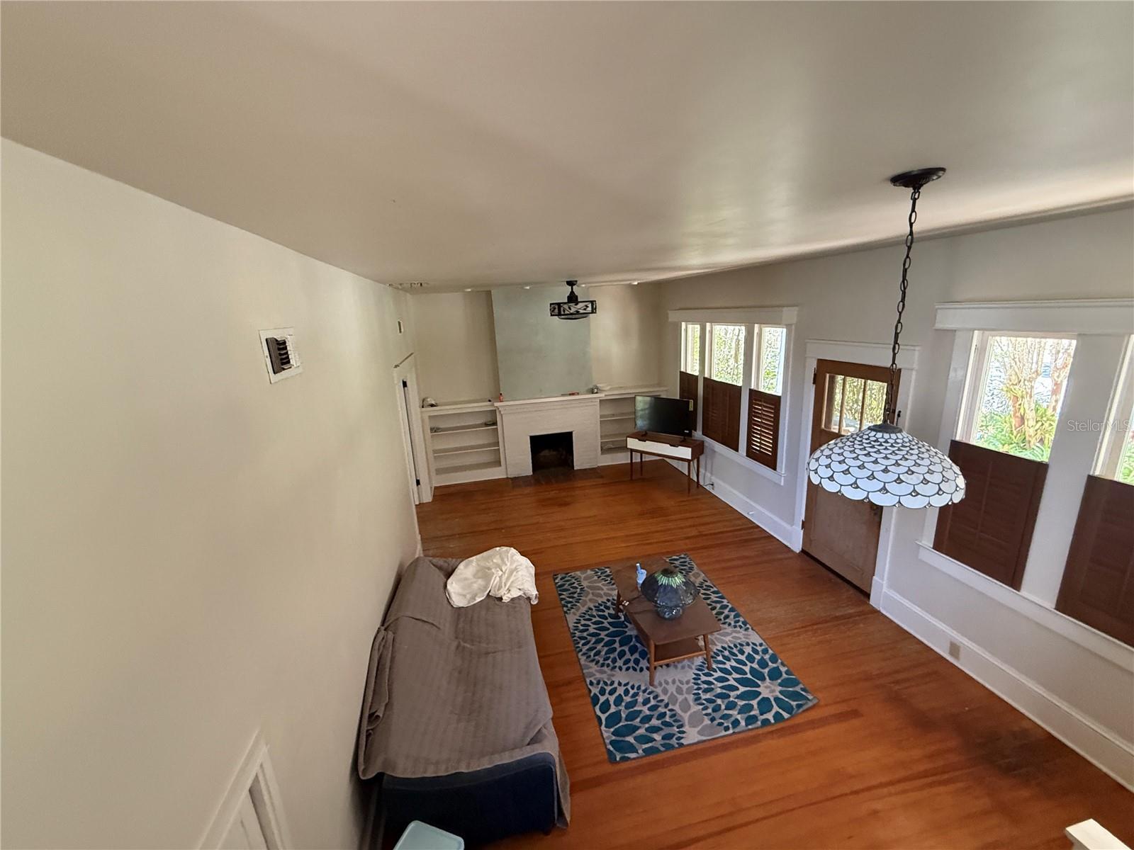 Image 3 of 17 For 404 10th Avenue