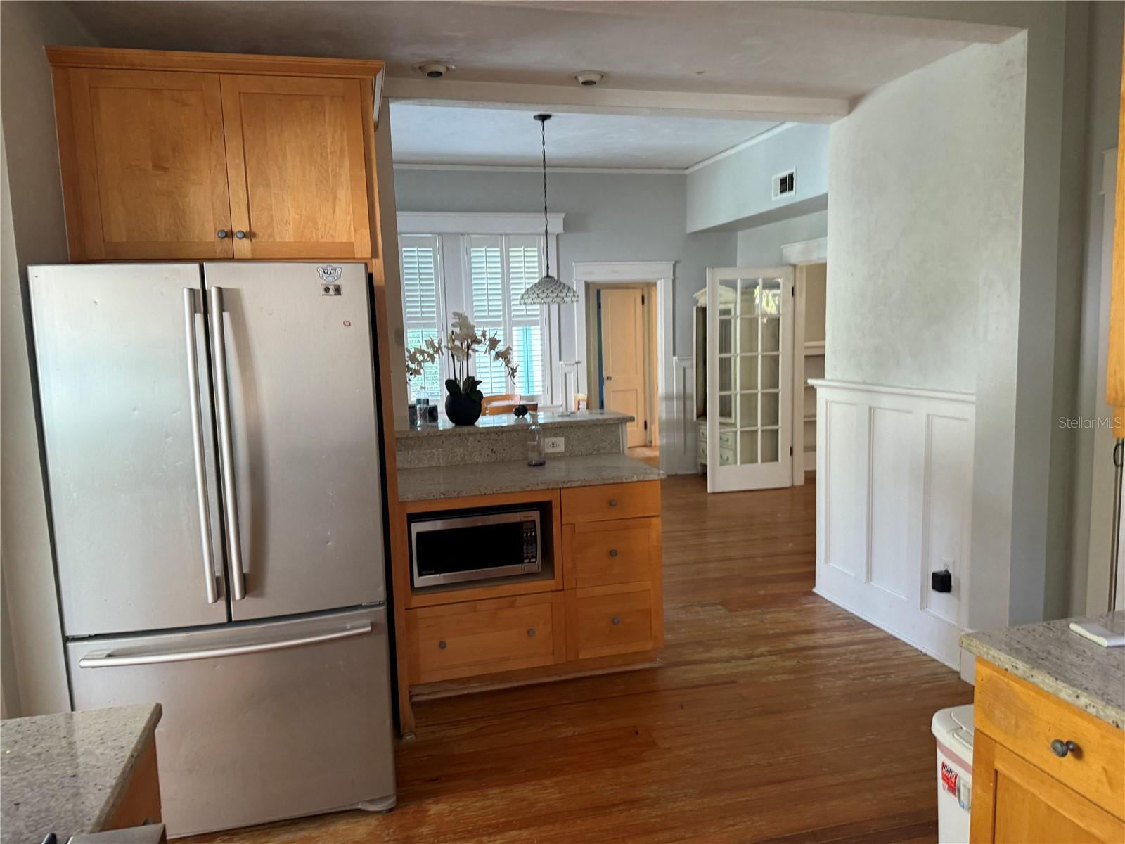 Image 6 of 17 For 404 10th Avenue