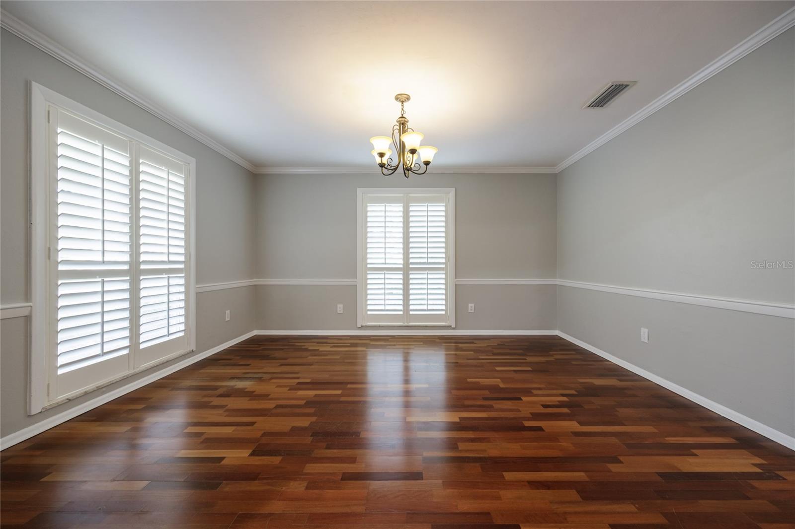 Image 11 of 67 For 7911 36th Avenue