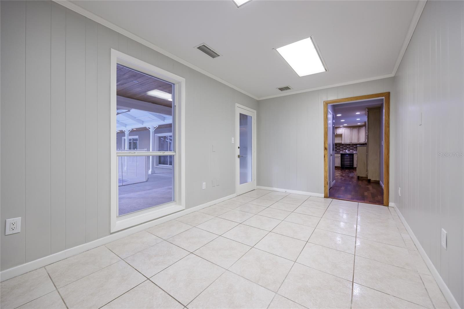 Image 22 of 67 For 7911 36th Avenue