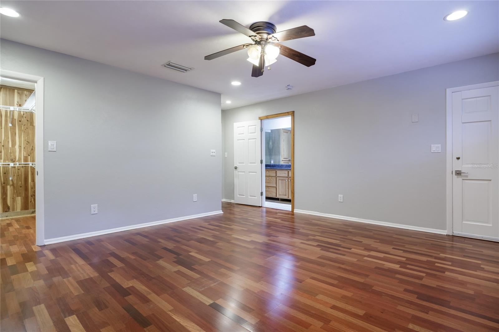 Image 26 of 67 For 7911 36th Avenue