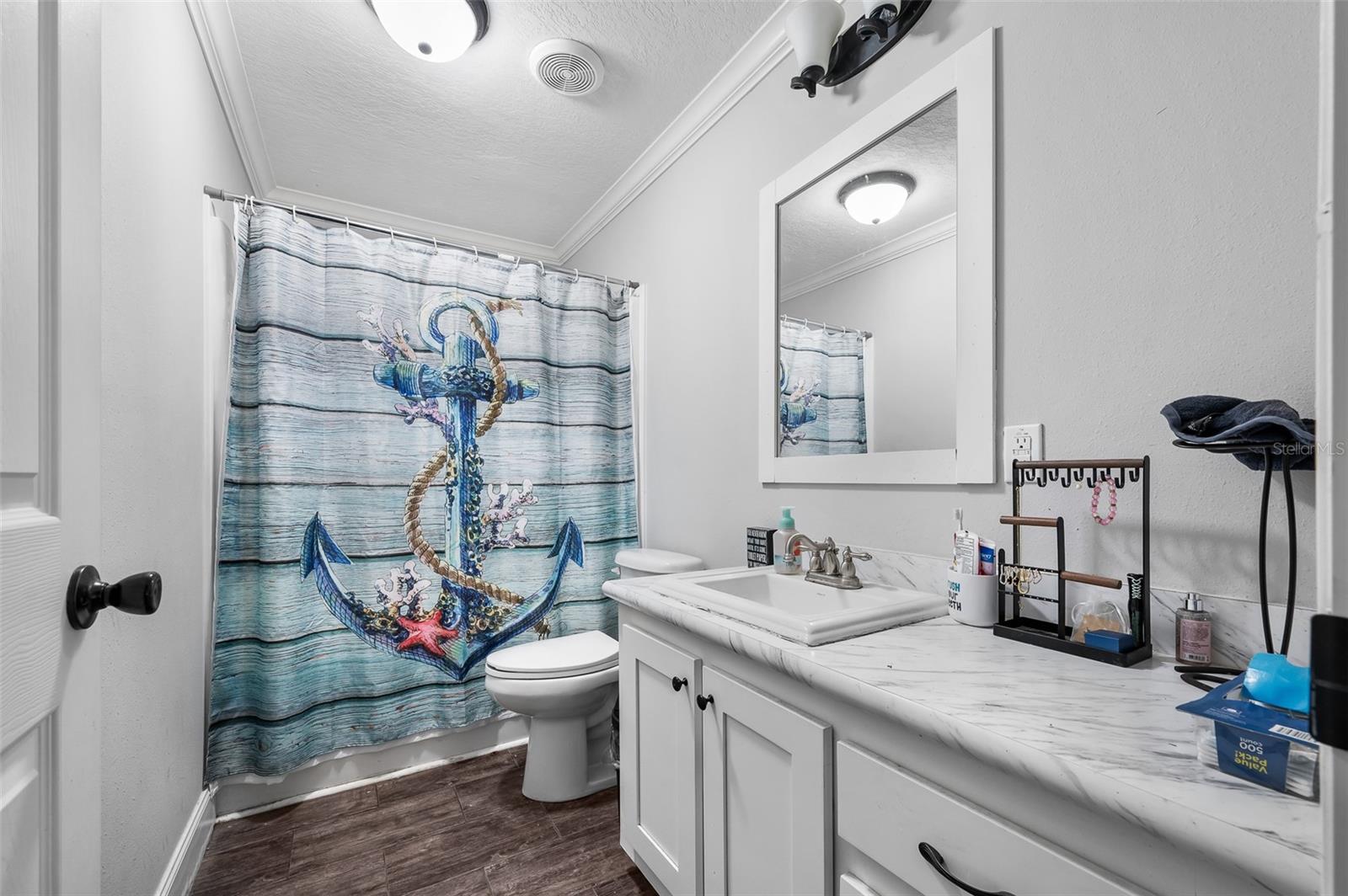 Image 32 of 36 For 289 Adrienne Glen