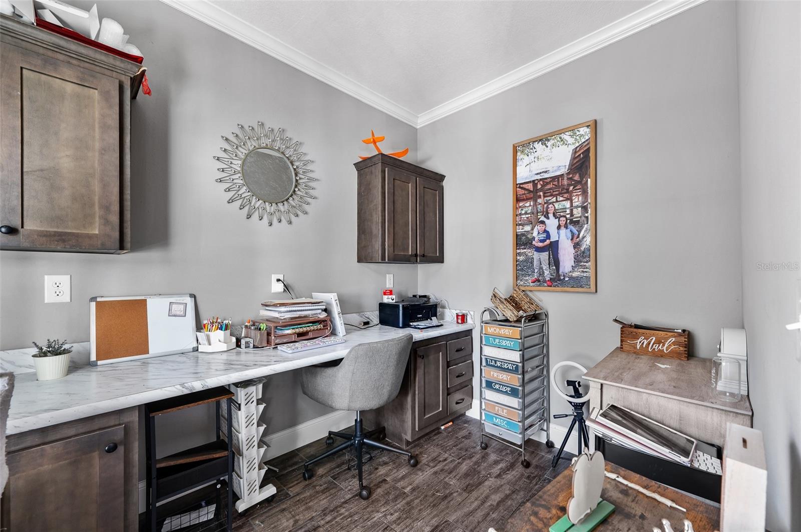 Image 33 of 36 For 289 Adrienne Glen