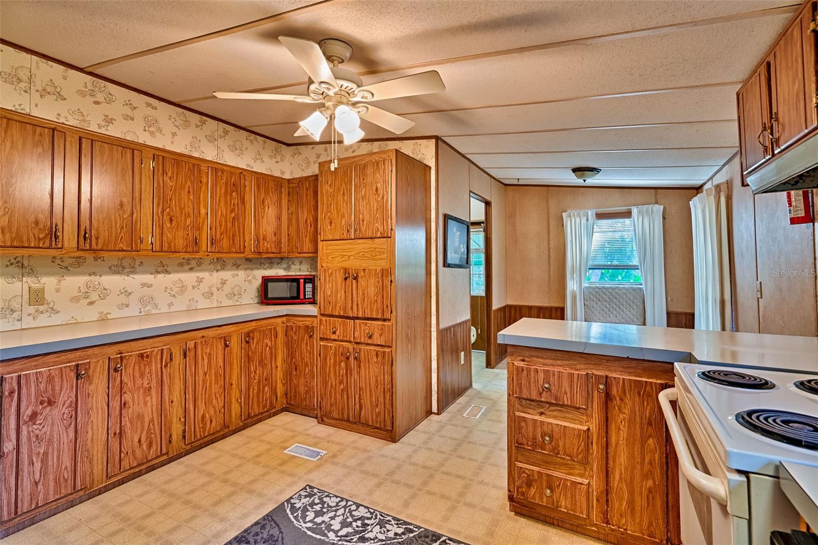 Image 11 of 49 For 17213 Cr Rd 1475