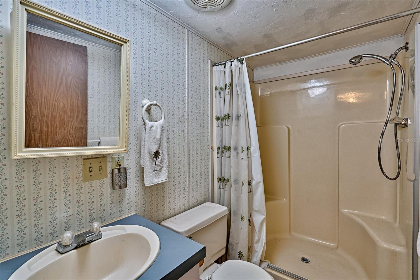 Image 21 of 49 For 17213 Cr Rd 1475