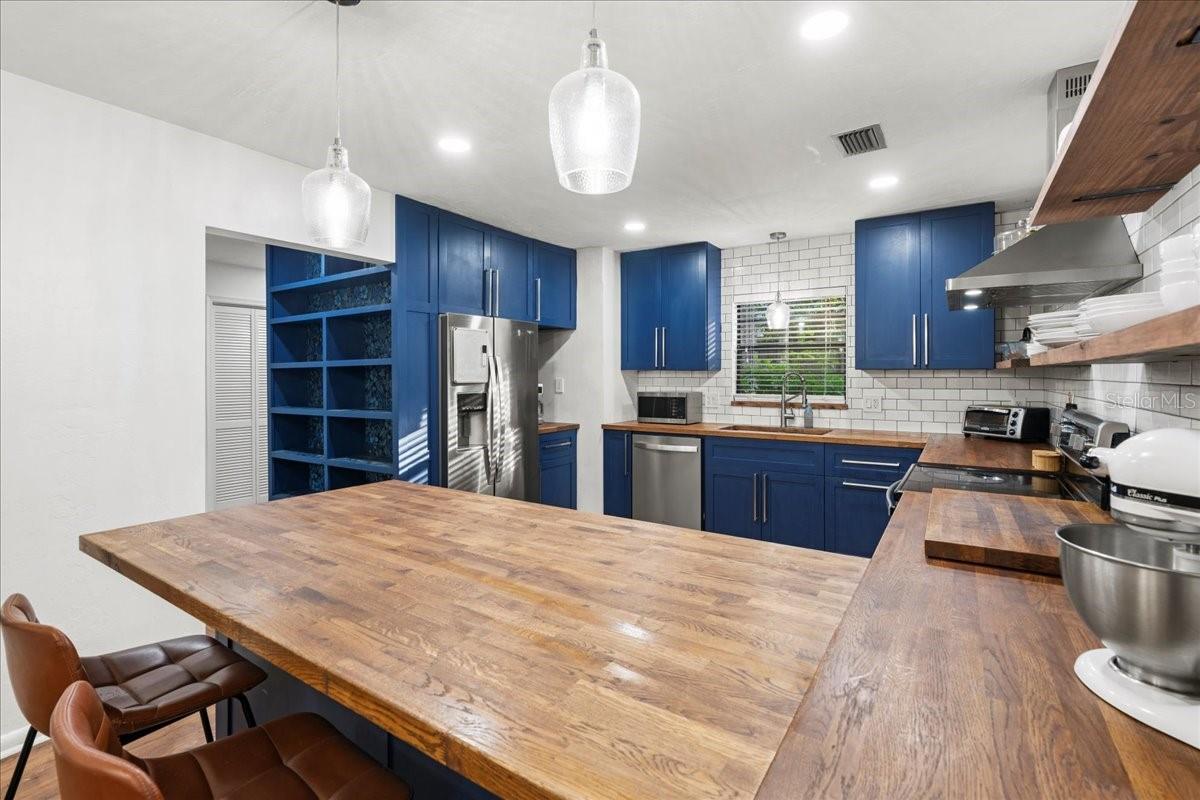 Image 16 of 55 For 514 102nd Terrace