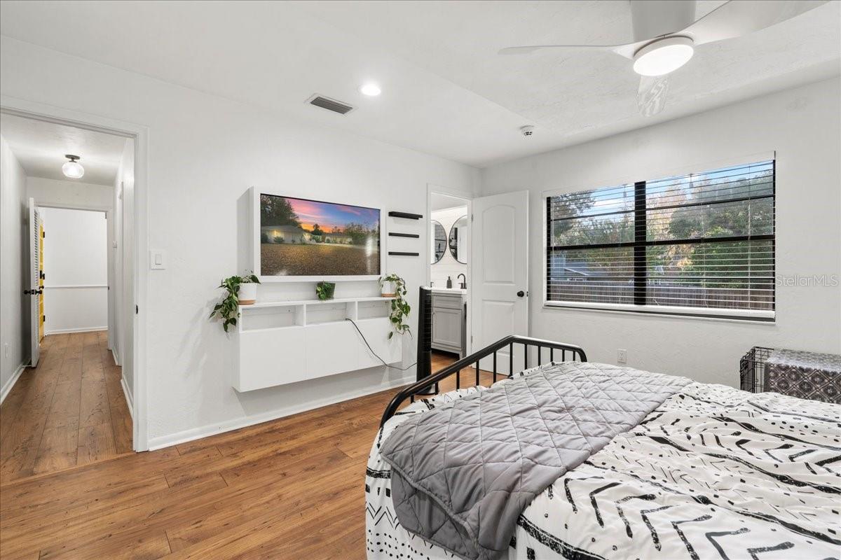 Image 25 of 55 For 514 102nd Terrace