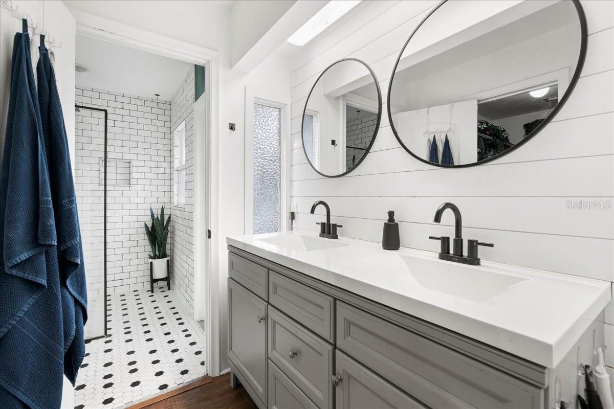 Image 31 of 55 For 514 102nd Terrace