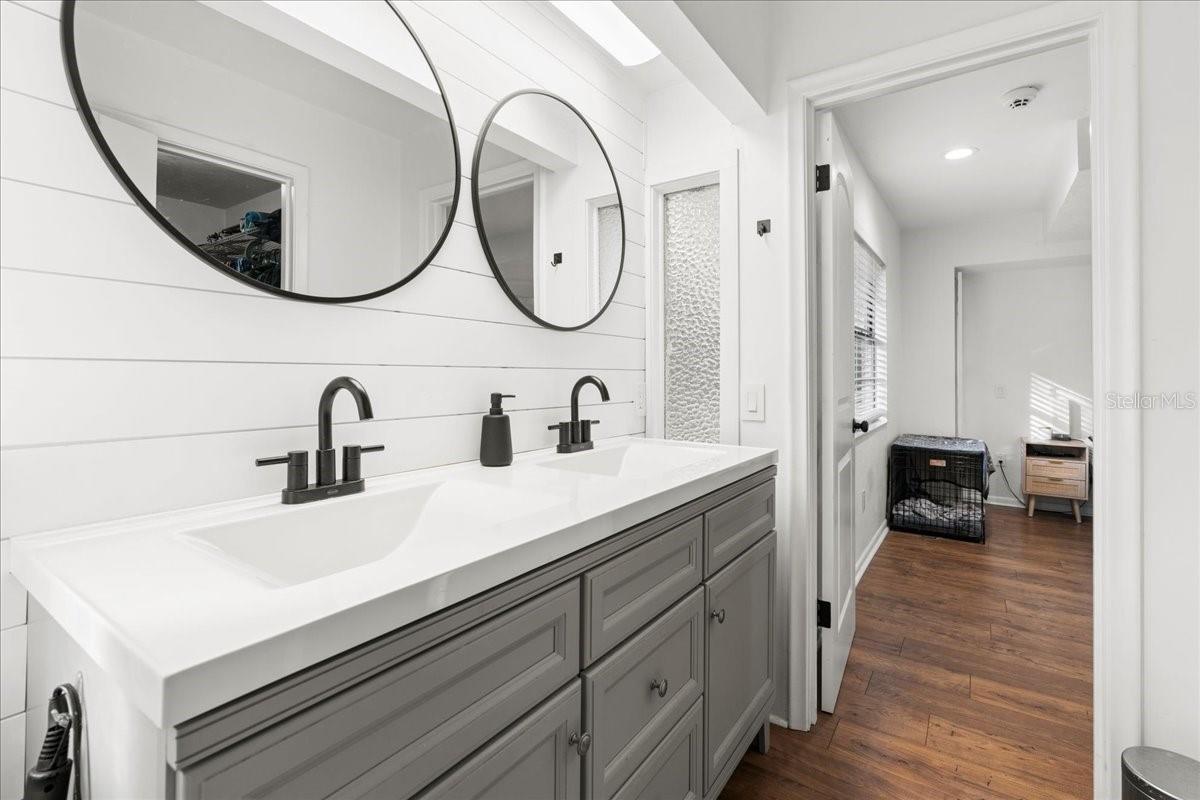 Image 32 of 55 For 514 102nd Terrace