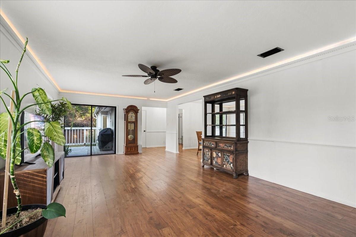 Image 7 of 55 For 514 102nd Terrace